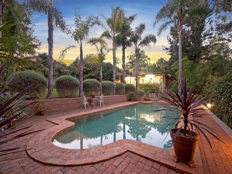 32 Ashford Avenue, Castle Hill NSW 2154