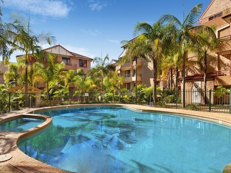 8/14-16 Campbell Street, Northmead NSW 2152