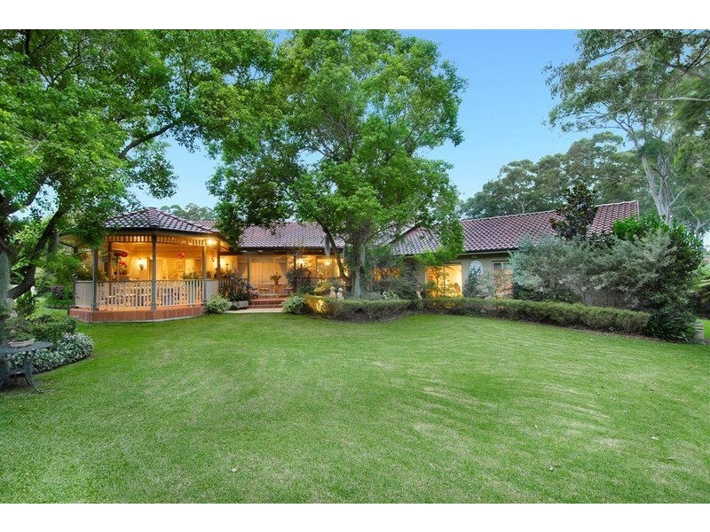 12 Banks Road, Castle Hill NSW 2154