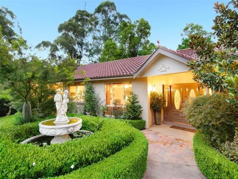 12 Banks Road, Castle Hill NSW 2154