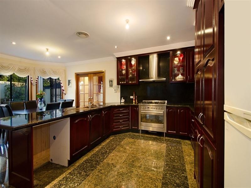 15 Julian Close, Kellyville NSW 2155