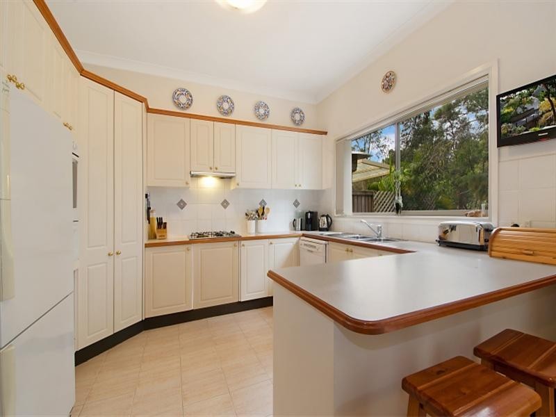 69 Crestview Avenue, Kellyville NSW 2155