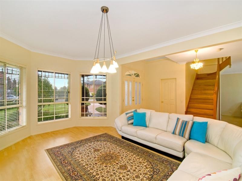 11 Christine Court, Kellyville NSW 2155