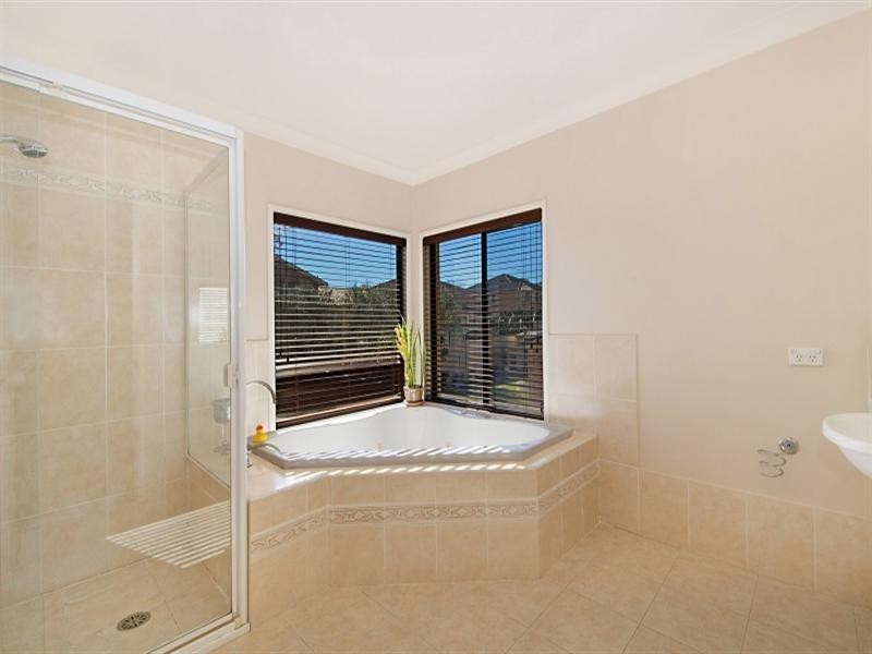 43 Orleans Way, Castle Hill NSW 2154