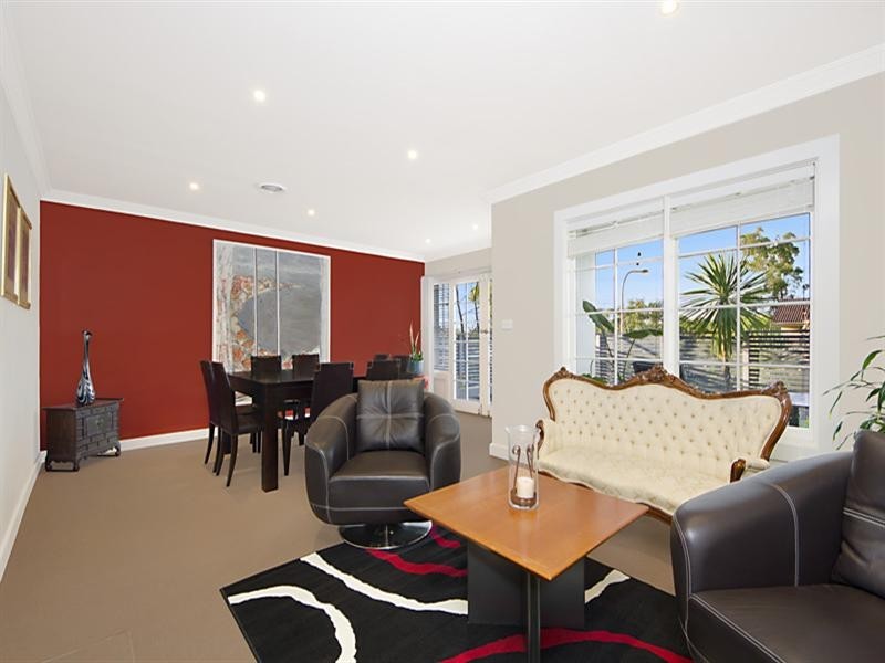 34 Nottingham Avenue, Castle Hill NSW 2154