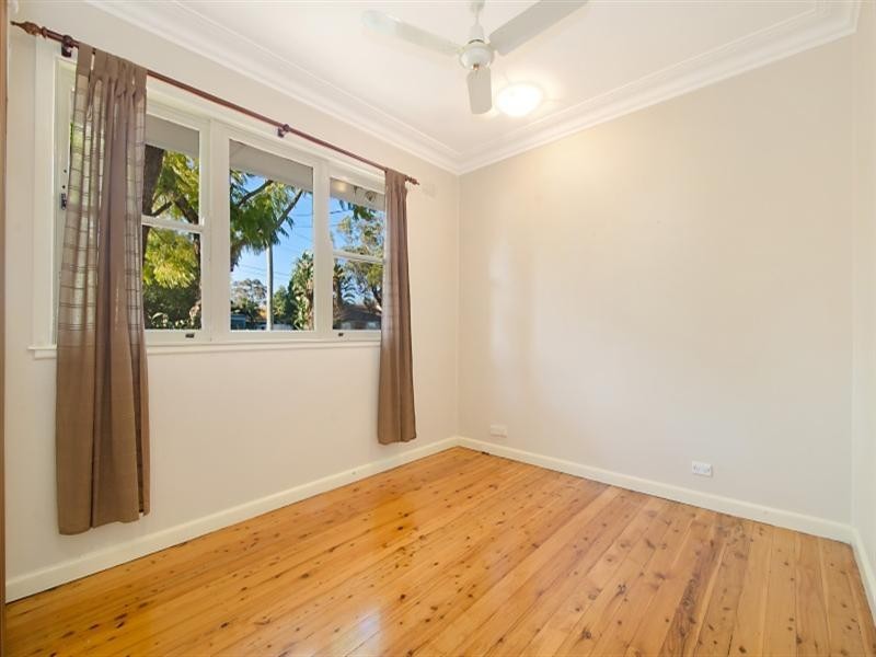 2 Mary Street, Northmead NSW 2152