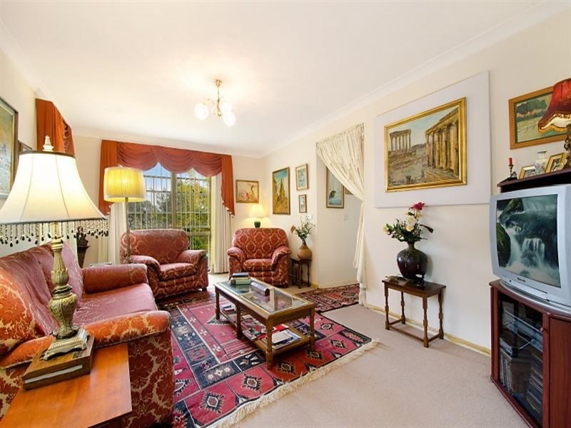 22 Brokenwood Place, Cherrybrook NSW 2126