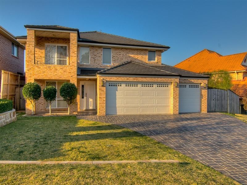 27 St Pauls Avenue, Castle Hill NSW 2154