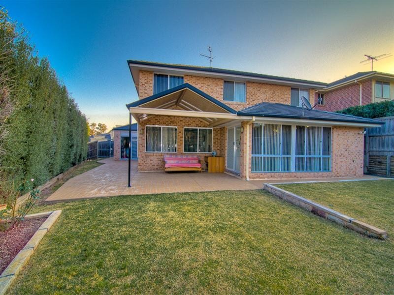 27 St Pauls Avenue, Castle Hill NSW 2154