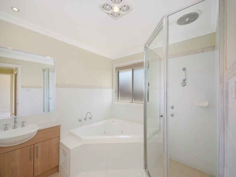 11 Eric Cooper Drive, Castle Hill NSW 2154