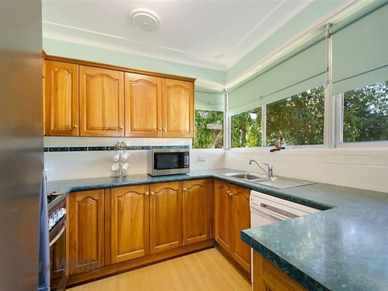 4 Brucedale Drive, Baulkham Hills NSW 2153
