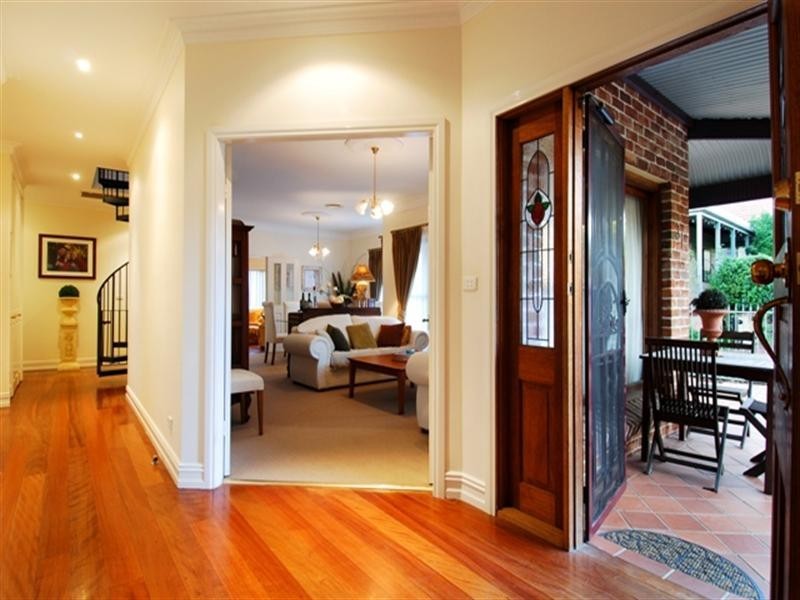 31 Woodlands Street, Baulkham Hills NSW 2153