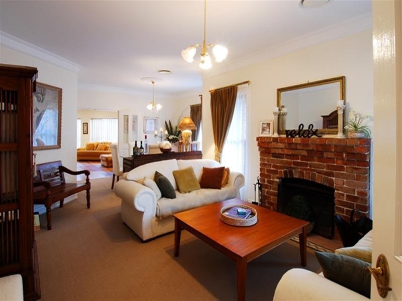 31 Woodlands Street, Baulkham Hills NSW 2153