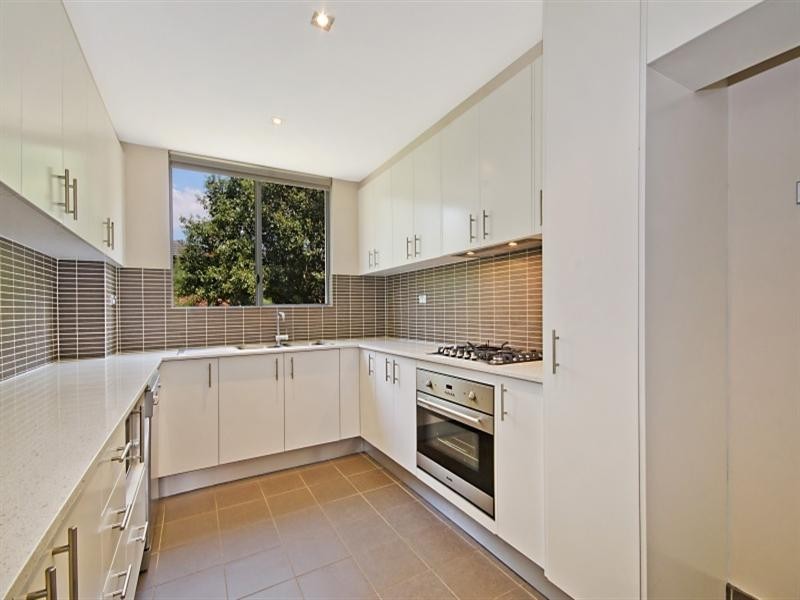 23/12-18 Sherwin Avenue, Castle Hill NSW 2154