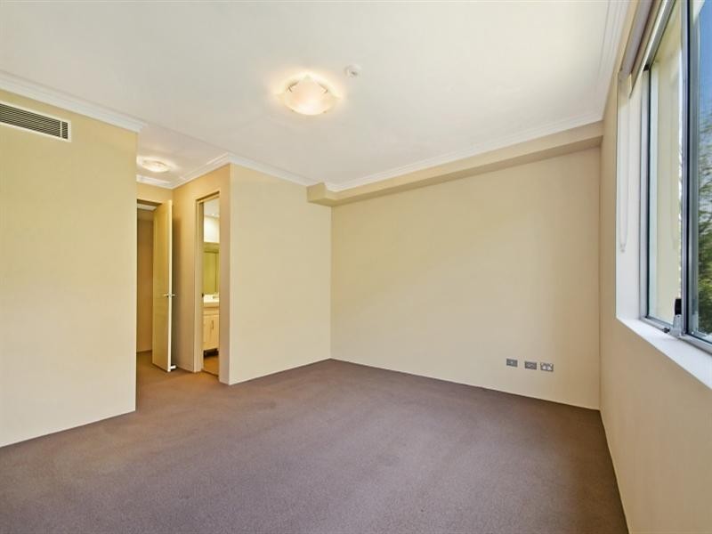 23/12-18 Sherwin Avenue, Castle Hill NSW 2154