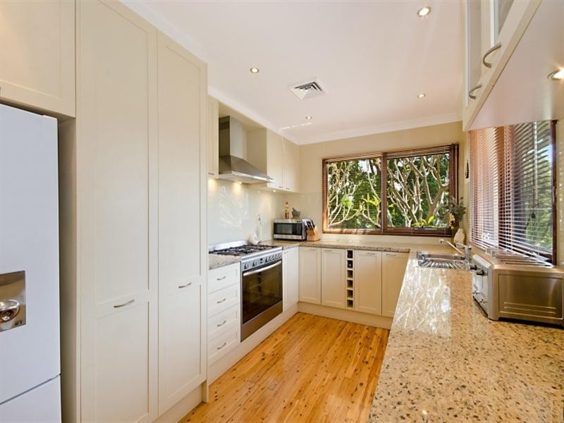 42 Munro Street, Baulkham Hills NSW 2153