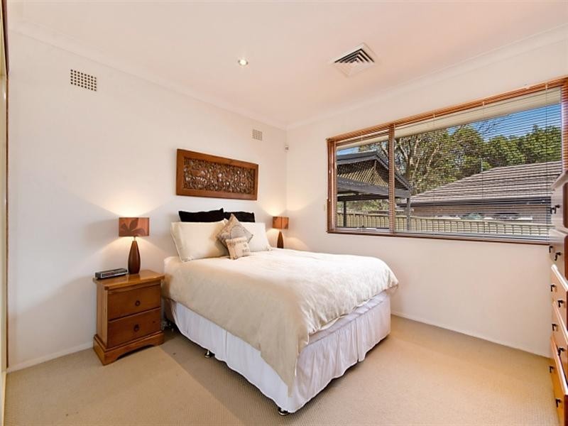 42 Munro Street, Baulkham Hills NSW 2153