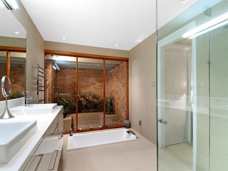 44 Ulundri Drive, Castle Hill NSW 2154