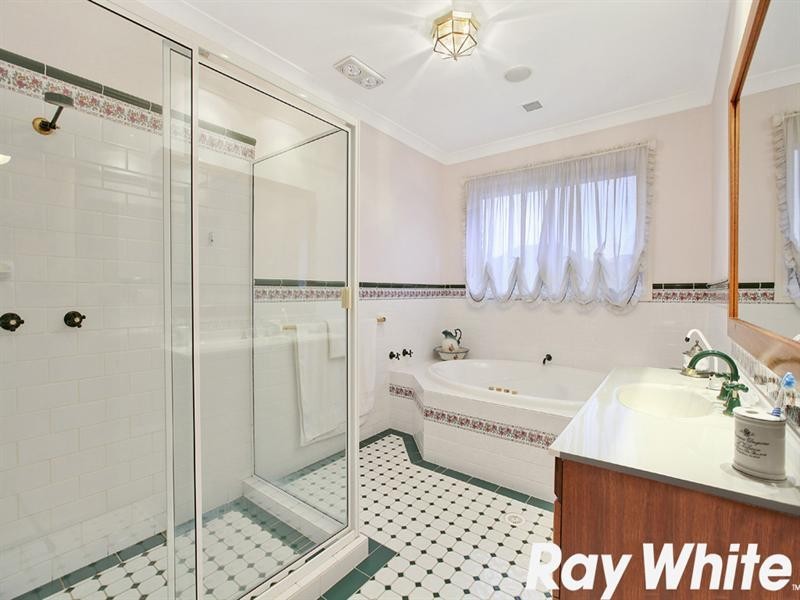 3 Wardington Rise, Bella Vista NSW 2153