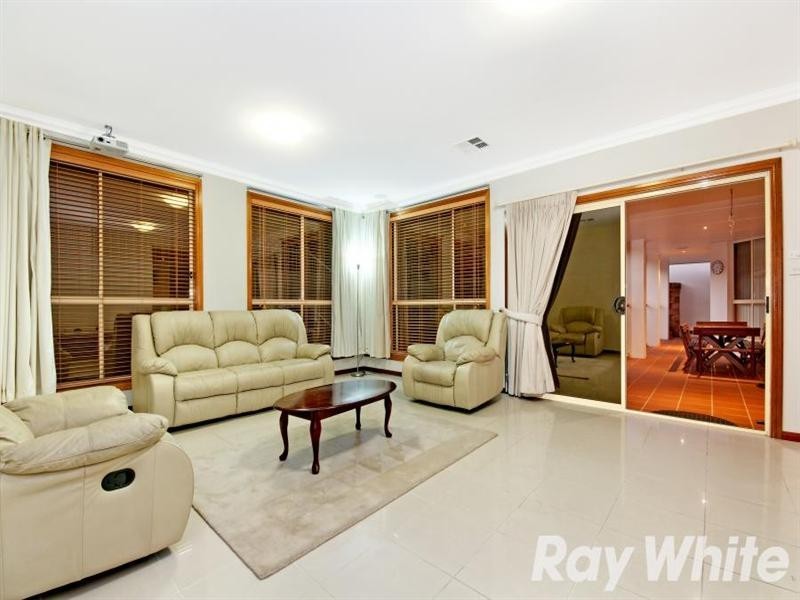 3 Waterfall Crescent, Bella Vista NSW 2153