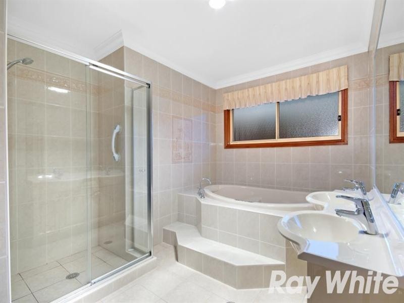 3 Waterfall Crescent, Bella Vista NSW 2153