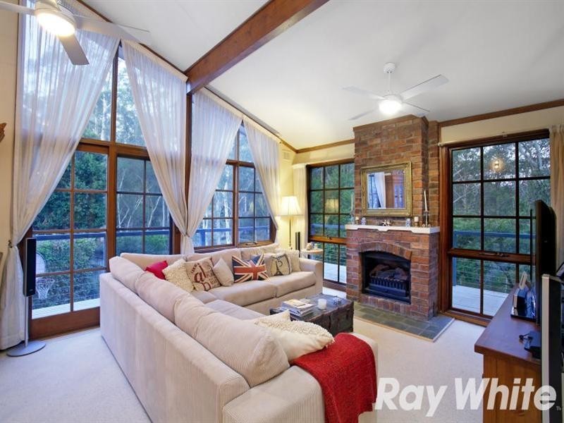 7 Forest Knoll, Castle Hill NSW 2154