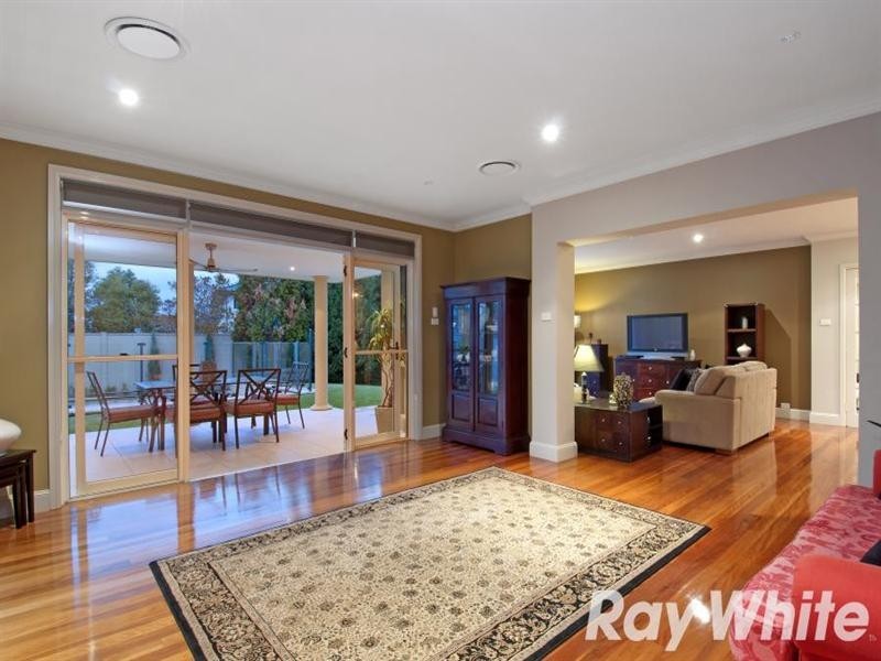 4 Equestrian Street, Glenwood NSW 2768