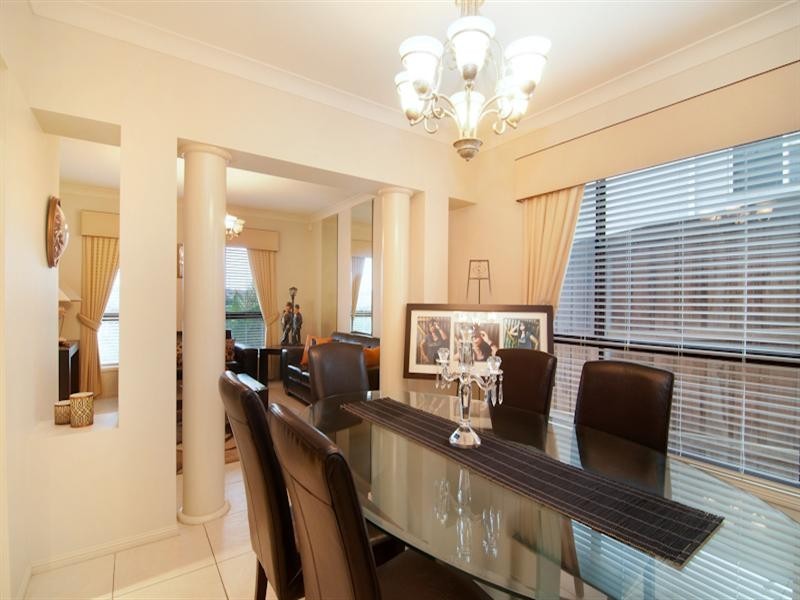 2 Norham Mews, Castle Hill NSW 2154