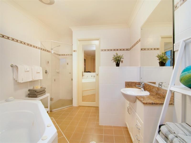 2 Norham Mews, Castle Hill NSW 2154