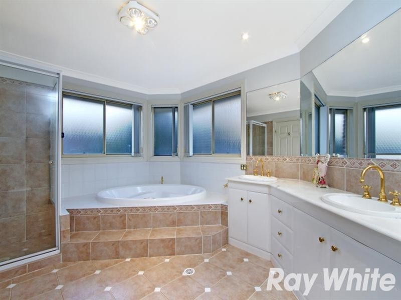 10 Giovanna Court, Castle Hill NSW 2154