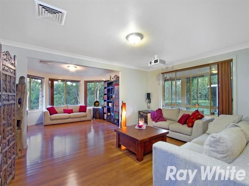 10 Cedar Grove, Castle Hill NSW 2154