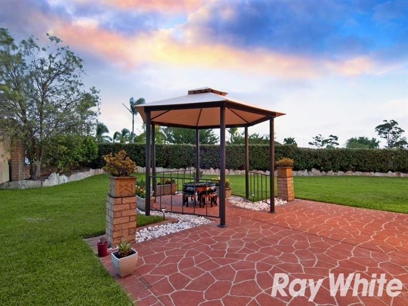 1 Applecross Avenue, Glenhaven NSW 2156