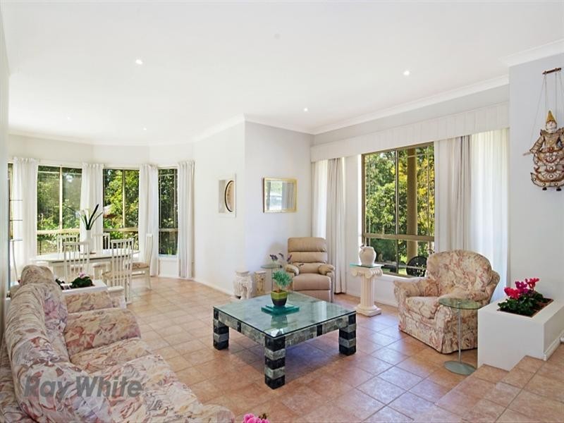 8 Cedar Grove, Castle Hill NSW 2154