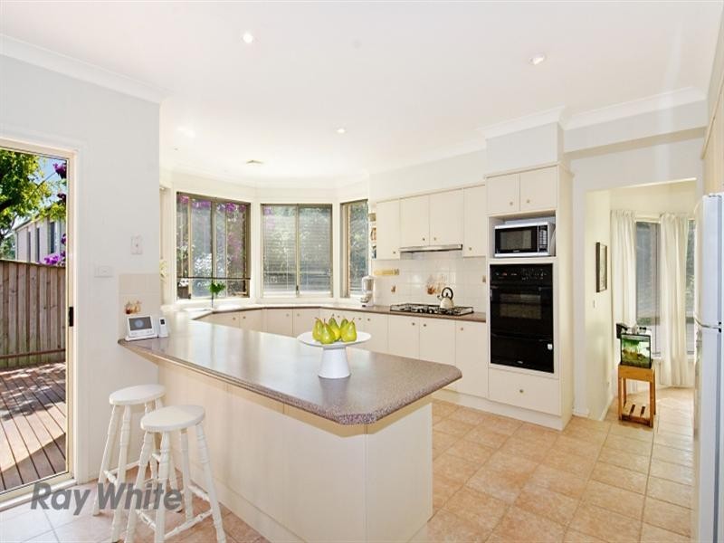 8 Cedar Grove, Castle Hill NSW 2154