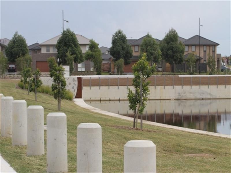 7 Meander Crescent, The Ponds NSW 2769