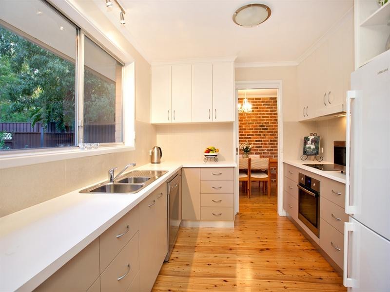 1 Combara Avenue, Castle Hill NSW 2154