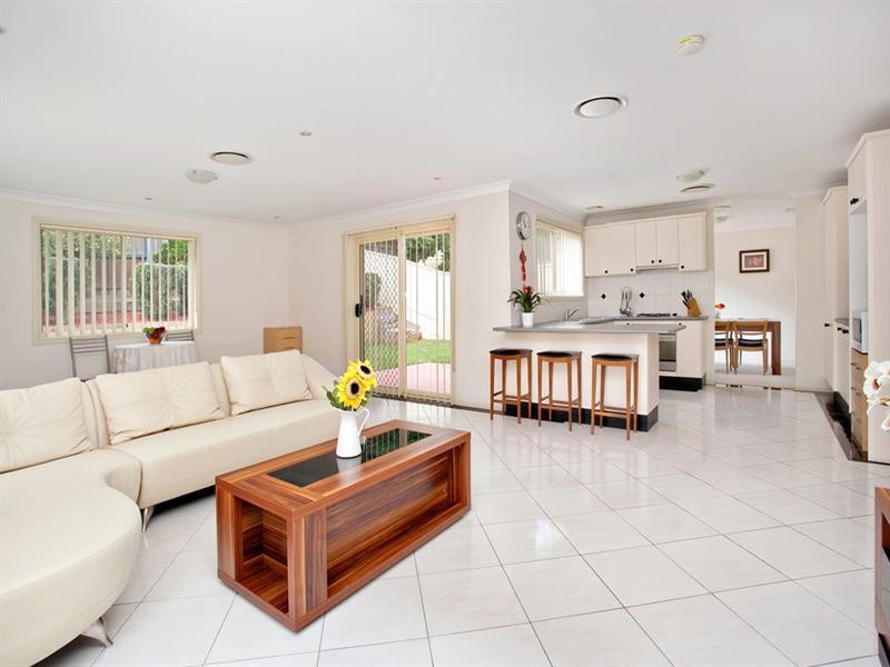 44 Seymour Way, Kellyville NSW 2155