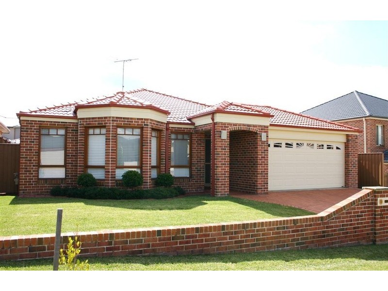 6 Woodside Avenue, Kellyville NSW 2155