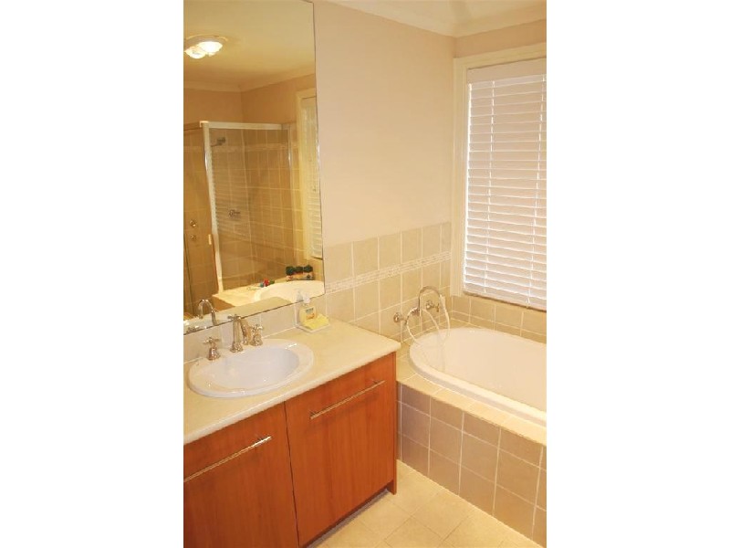 6 Woodside Avenue, Kellyville NSW 2155