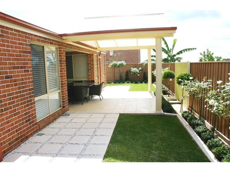 6 Woodside Avenue, Kellyville NSW 2155