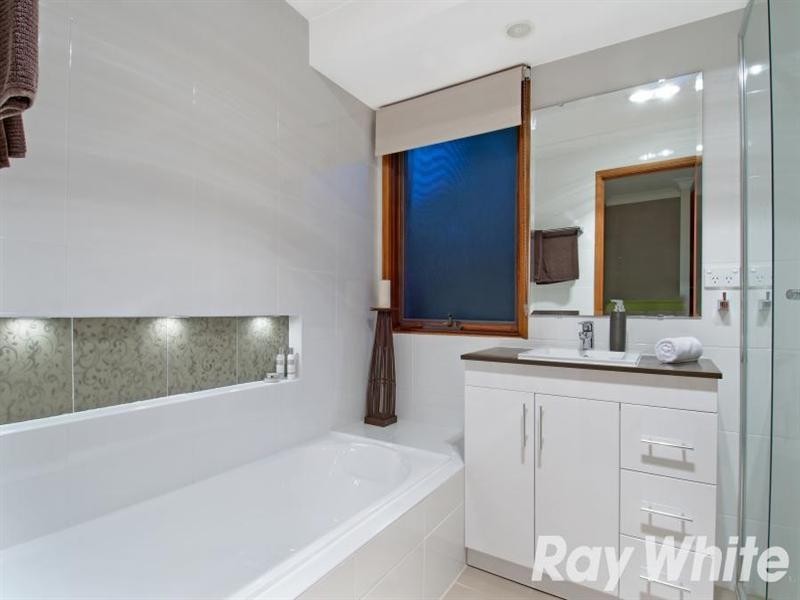 1 Kerwick Court, Baulkham Hills NSW 2153