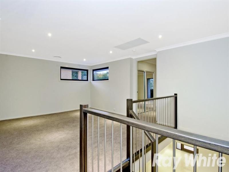 6 Yinnell Place, Castle Hill NSW 2154