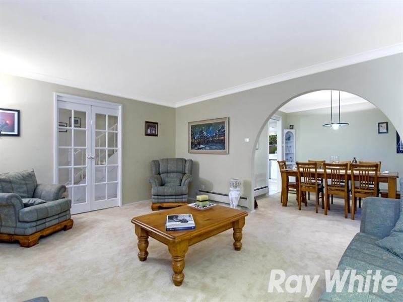 45 Fishburn Crescent, Castle Hill NSW 2154