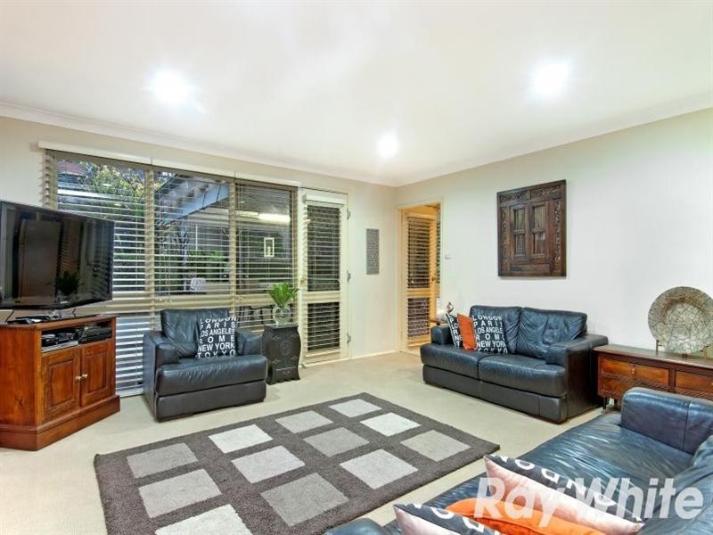 27 Bowman Avenue, Castle Hill NSW 2154