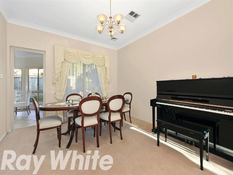 18 Arabella Place, Bella Vista NSW 2153