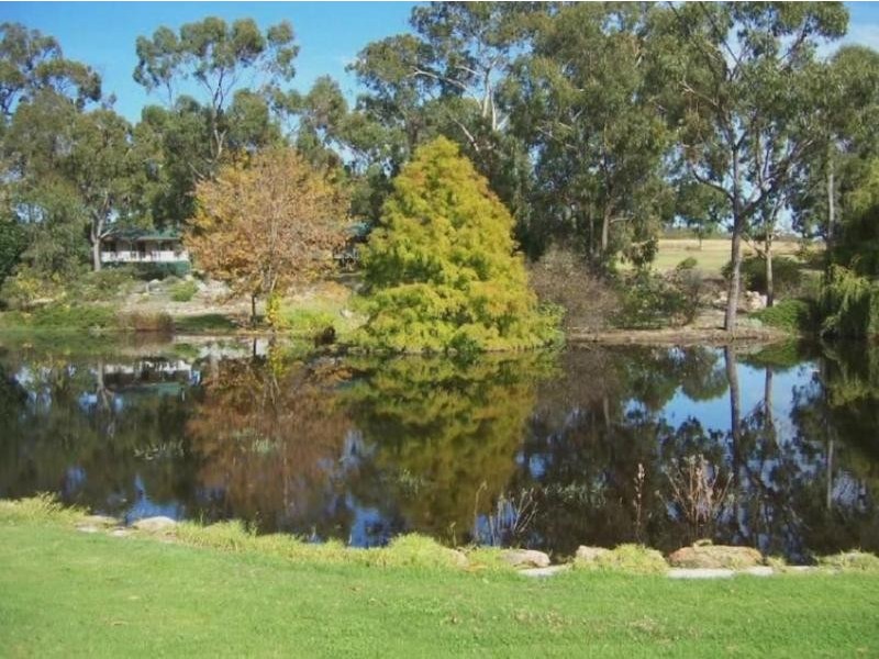 90 Nicholson Road, Stanthorpe QLD 4380