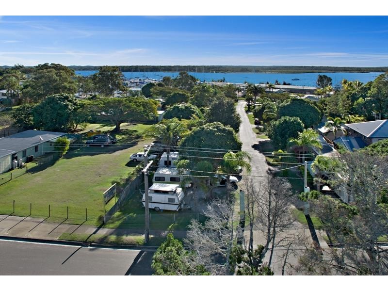 32-34 Emporer Street, Tin Can Bay QLD 4580