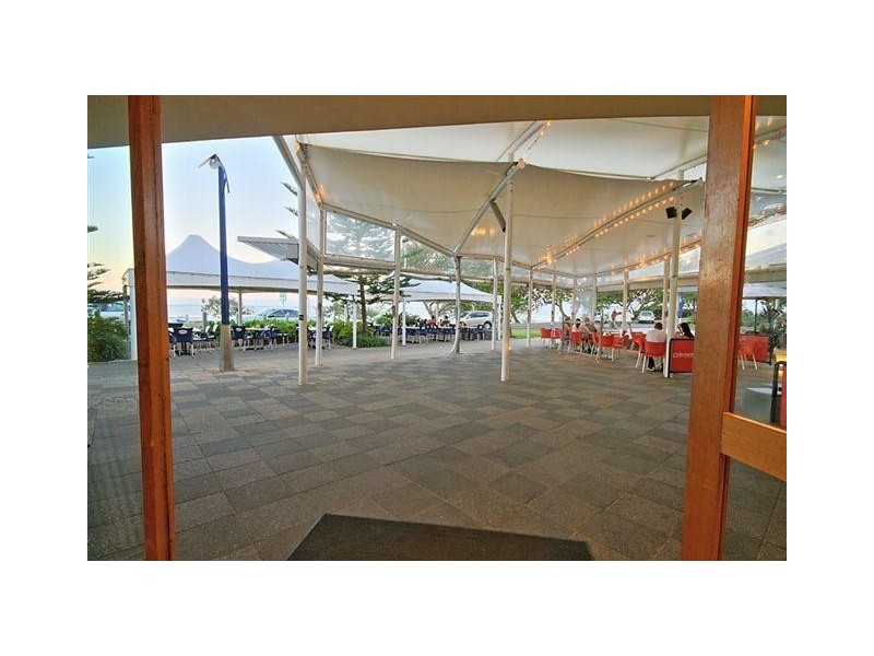 2/121 Mooloolaba Esplanade, Mooloolaba QLD 4557