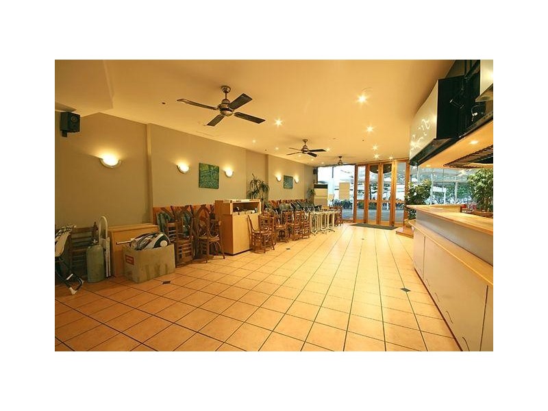 2/121 Mooloolaba Esplanade, Mooloolaba QLD 4557