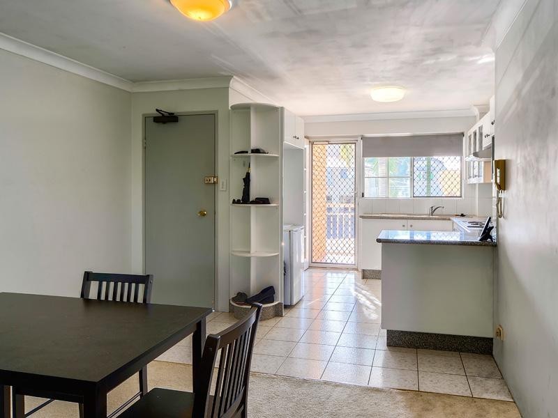 5/24 Baragoola Street, Coorparoo QLD 4151